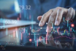 Trader improving accuracy with forex trading signals.